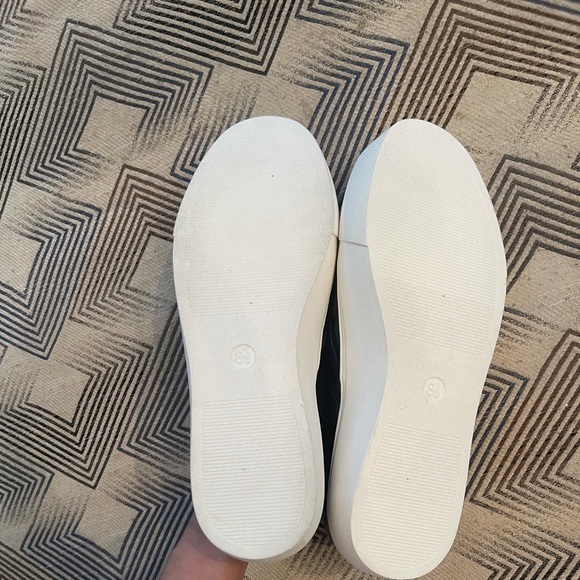 Wild Pair Slip On Shoes - Picture 6 of 9